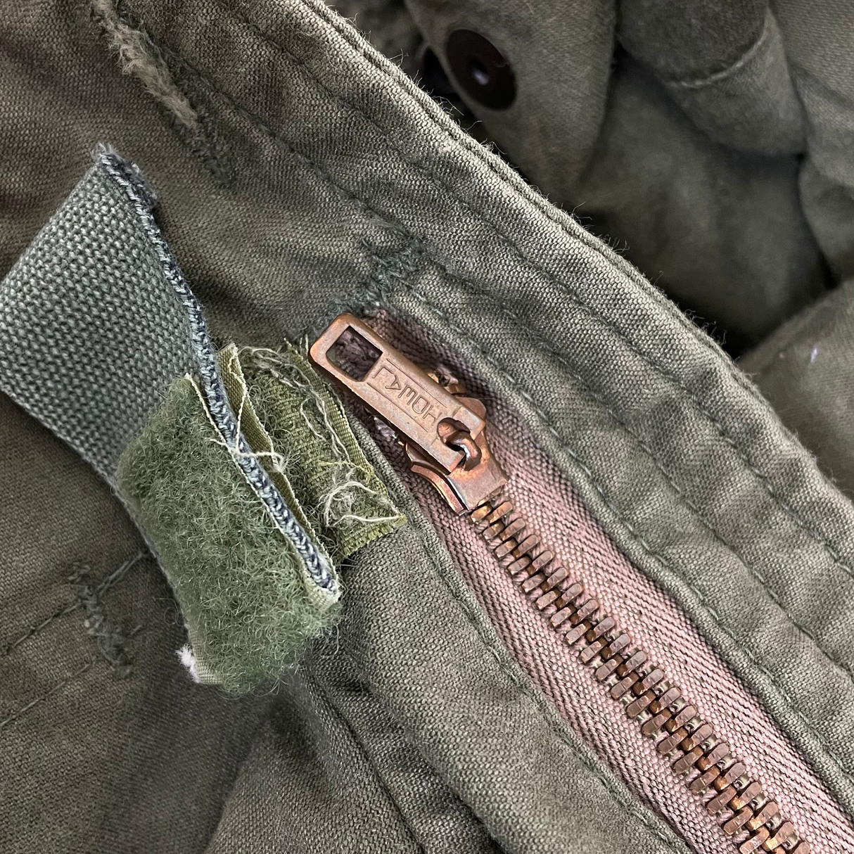 81年製 アメリカ軍 OD M-65 フィールドジャケット 3rdモデル M/Rサイズ【FB-JK-ML0051C】