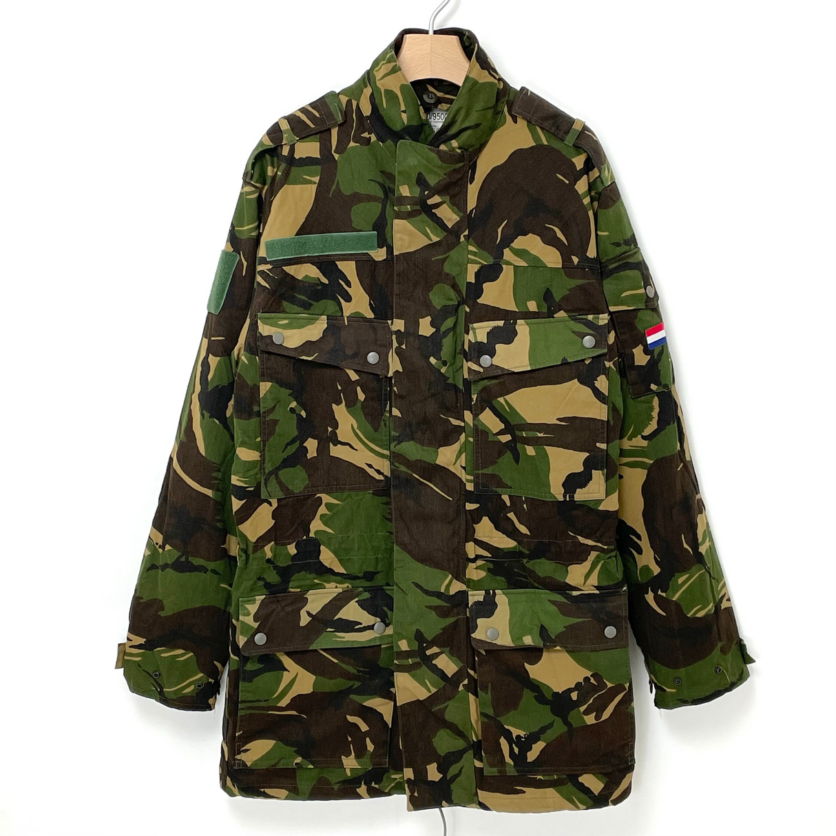 【美品】オランダ軍 DPM カモフラージュ フィールドパーカー 防水ライナー付 サイズ表記8000/9500【FB-PK-ML0009A】