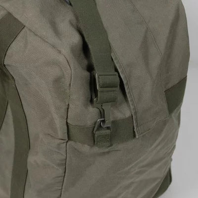 (9/30まで特価)ドイツ軍本物、パイロットバッグ(上質USED)106N3