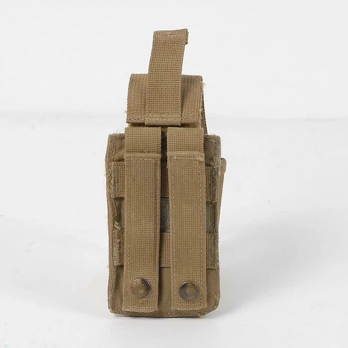 アメリカ軍 コヨーテ M16/M4 スピードリロード パウチ USED 116U-