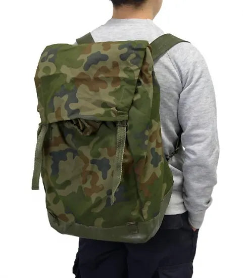 ポーランド軍 カモフラージュ M-93 ラックサック 新品