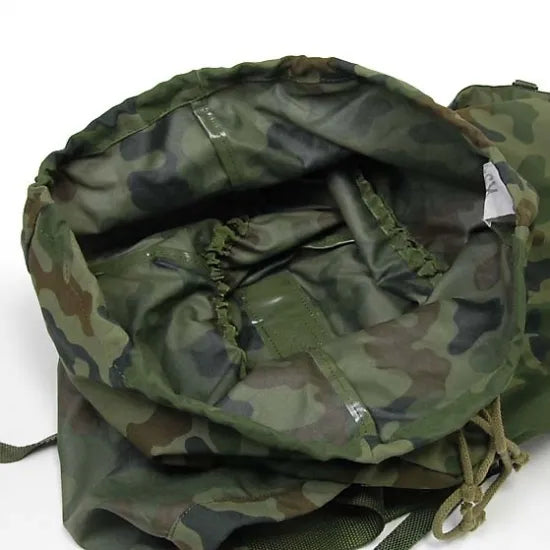 ポーランド軍 カモフラージュ M-93 ラックサック 新品