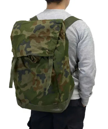 ポーランド軍 カモフラージュ M-93 ラックサック 新品