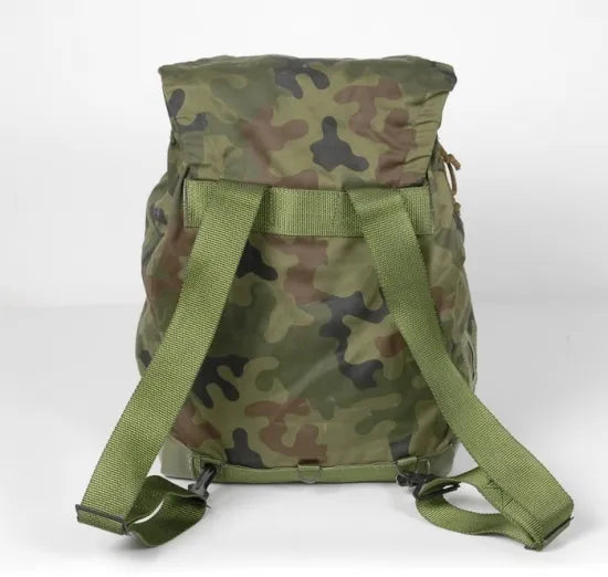 ポーランド軍 カモフラージュ M-93 ラックサック USED 322U