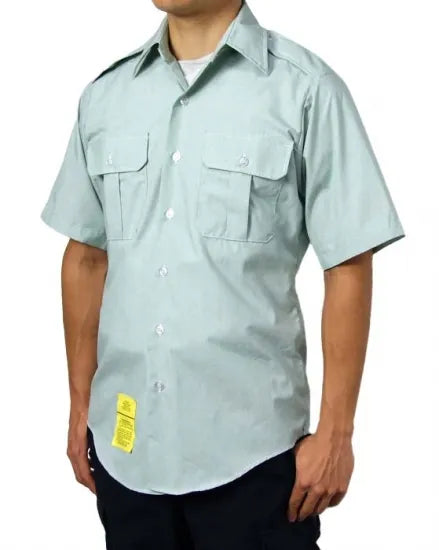 アメリカ陸軍 U.S.ARMY ライトグリーン 半袖ドレスシャツ ニアニュー AMY-SS-N2-