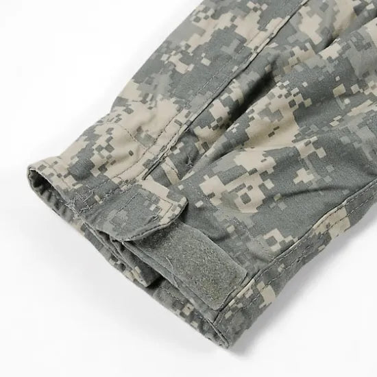 アメリカ軍 ACU デジタルカモ M-65 フィールドジャケット USED A5AU