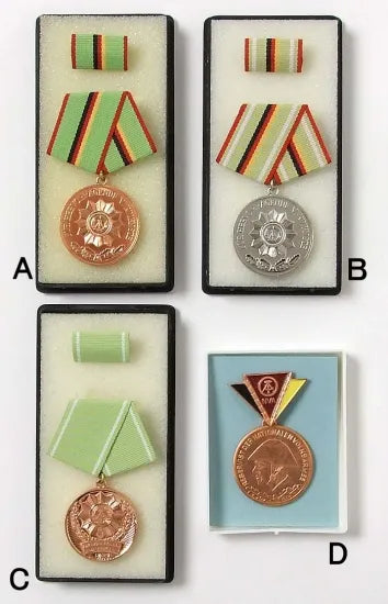 旧東ドイツ軍 ビンテージメダル 新品 GR-BGE4-