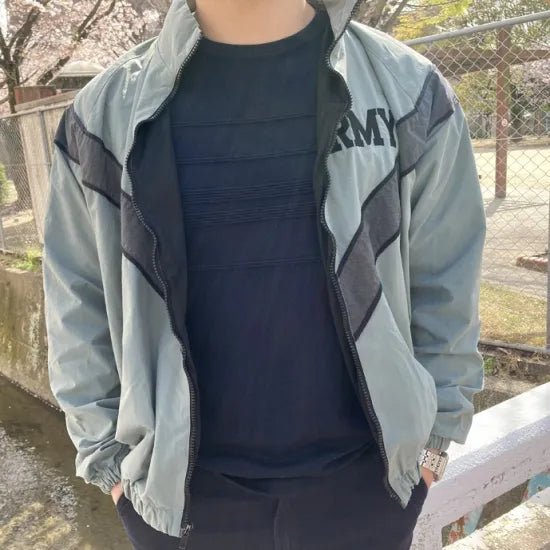 アメリカ軍 U.S.ARMY グレー 前期型 IPFU トレーニングジャケット 新品 A78N=