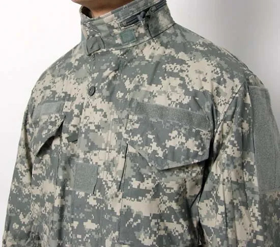 アメリカ軍 ACU デジタルカモ M-65 フィールドジャケット ニアニュー A5AN2