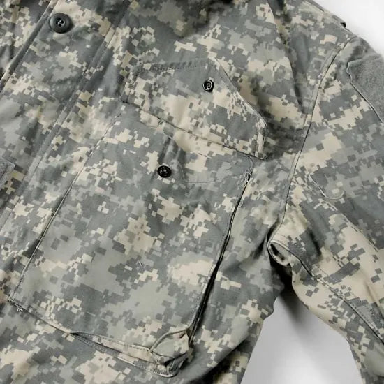 アメリカ軍 ACU デジタルカモ M-65 フィールドジャケット ニアニュー A5AN2