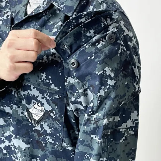 アメリカ海軍 U.S.NAVY ピクセルブルー デジタルカモ NWU ジャケット 新品 =