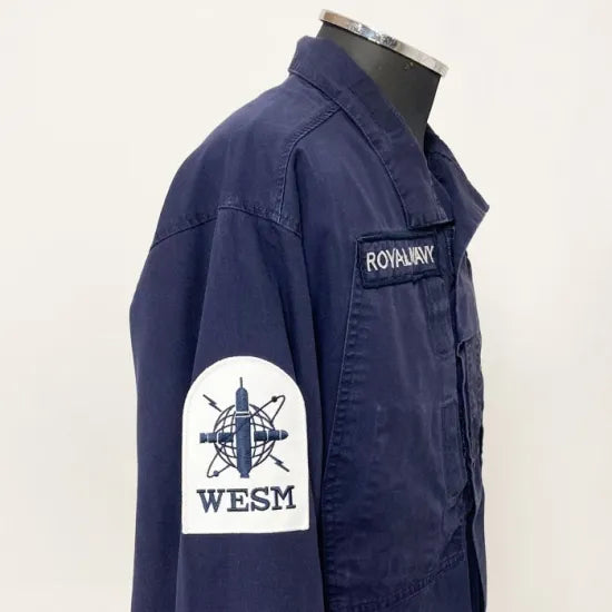 (11/8まで特価)イギリス海軍 ROYAL NAVY コンバットジャケット ワッペン多数付 USED B25UW=