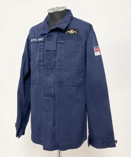 (11/8まで特価)イギリス海軍 ROYAL NAVY コンバットジャケット ワッペン多数付 USED B25UW=
