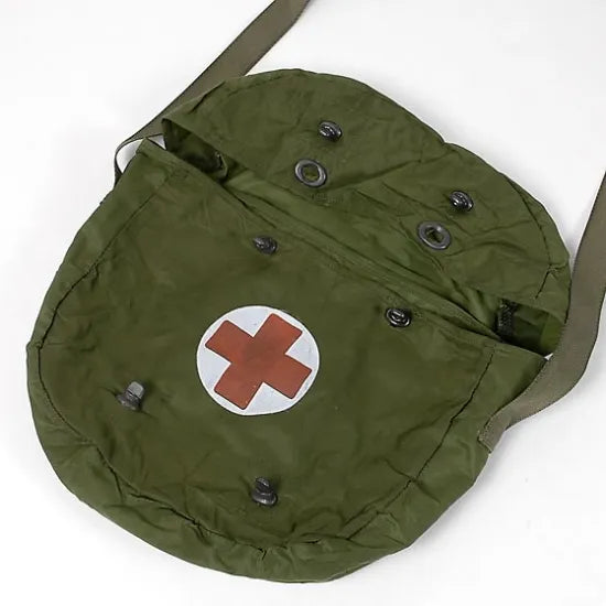 アメリカ軍 OD メディカルバッグ ニアニュー A33N2-