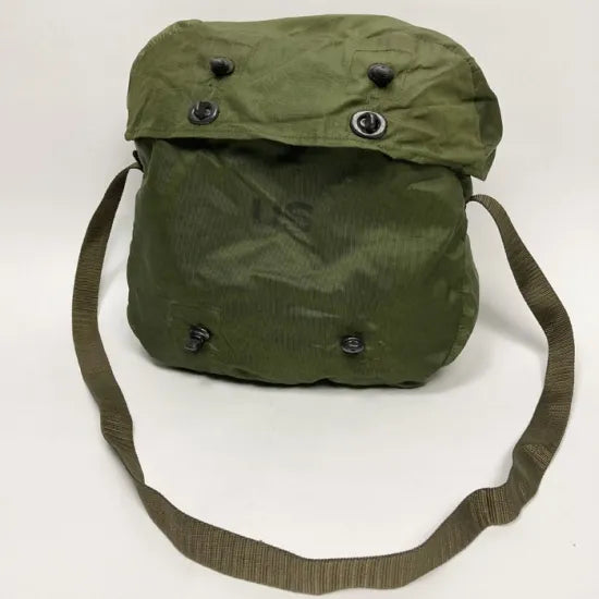 アメリカ軍 OD メディカルバッグ ニアニュー A33N2-