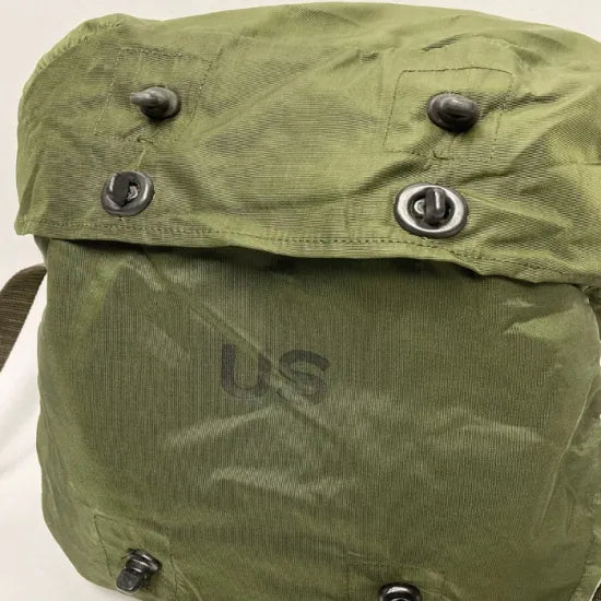 アメリカ軍 OD メディカルバッグ ニアニュー A33N2-