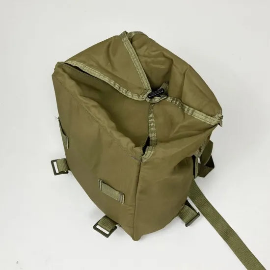 チェコ軍 グリーン ナイロン ショルダーバッグ USED =