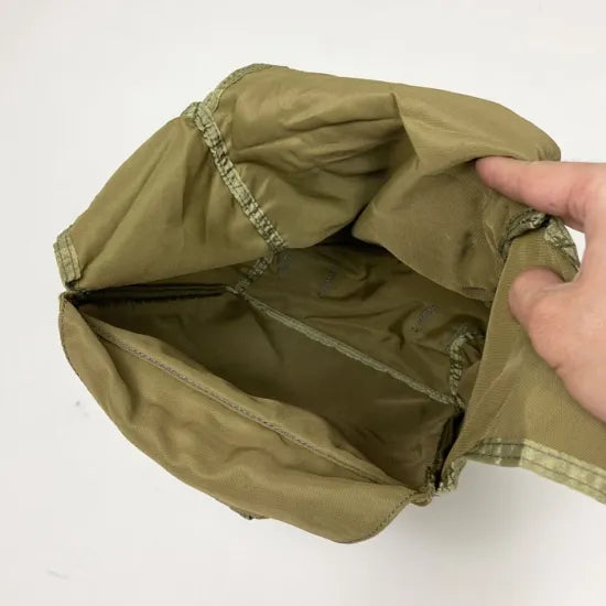 チェコ軍 グリーン ナイロン ショルダーバッグ USED =