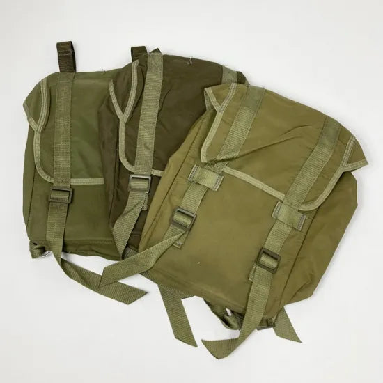 チェコ軍 グリーン ナイロン ショルダーバッグ USED =