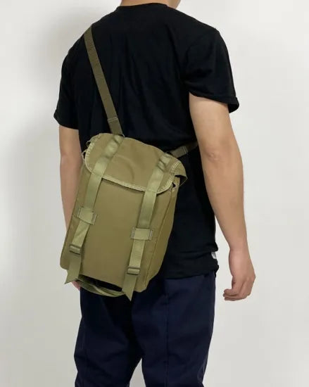 チェコ軍 グリーン ナイロン ショルダーバッグ USED =