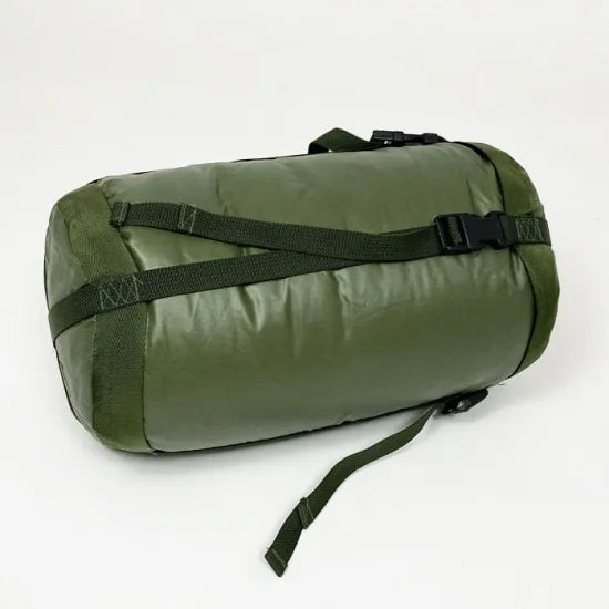 イギリス軍 OD スモール コンプレッションバッグ USED B17U=