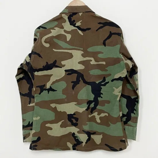 1点物・4サイズ アメリカ軍 ウッドランドカモ リップストップ ワッペン多数付 コンバットジャケット USED US18-21=