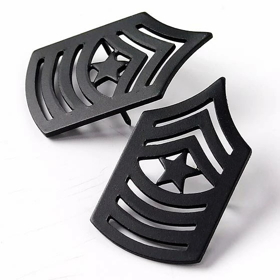 1ペア アメリカ軍 ブラック 襟章ピンバッジ 新品 16N-