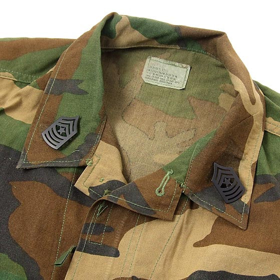 1ペア アメリカ軍 ブラック 襟章ピンバッジ 新品 16N-