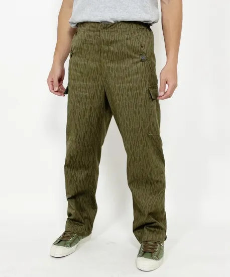 旧東ドイツ軍 NVA レインドロップカモ カーゴパンツ 新品 323N=
