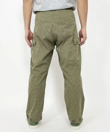 旧東ドイツ軍 NVA レインドロップカモ カーゴパンツ 新品 323N=