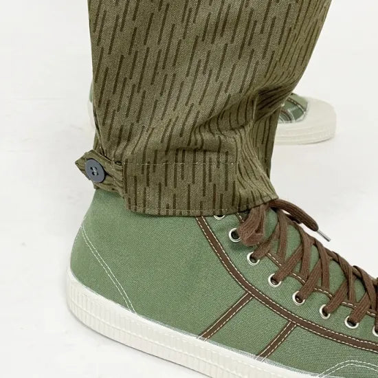 旧東ドイツ軍 NVA レインドロップカモ カーゴパンツ 新品 323N=