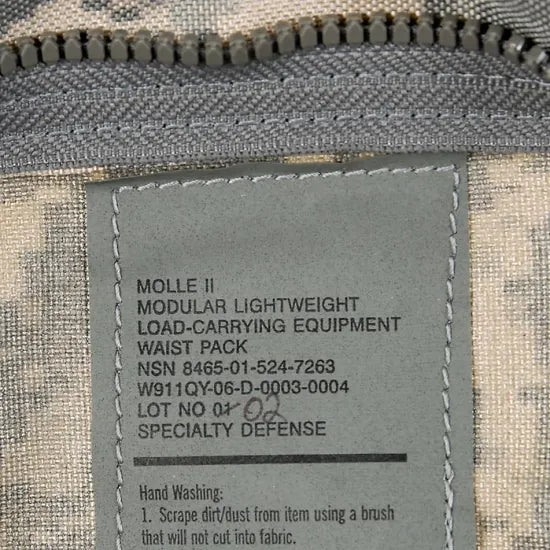 アメリカ軍 ACU デジタルカモ MOLLE2 ウエストバッグ ニアニュー A57AN2=