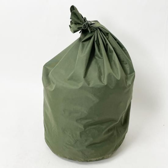 アメリカ軍 OD ウォータープルーフ クロージングバッグ USED A4WU-