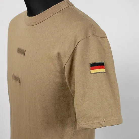【スモール特価】ドイツ軍 ARMY フラッグワッペン付 Tシャツ 新品 -