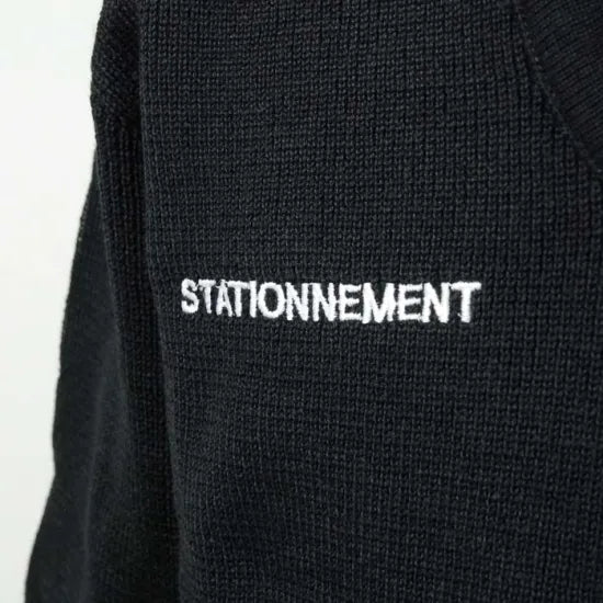フランス駐車場 STAIONNEMENT ブラック Vネック ワークセーター 新品