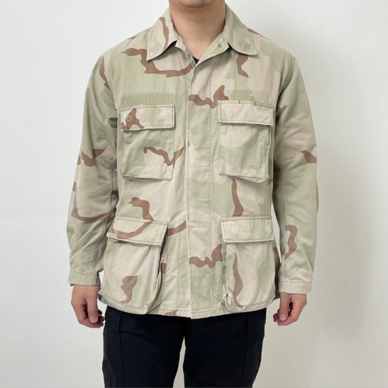 アメリカ軍 3カラーデザートカモ ノンリップ DCU コンバットジャケット USED A8U=