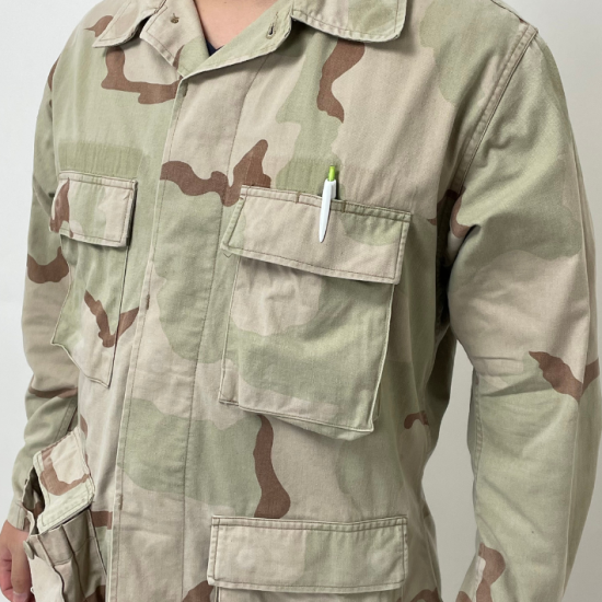 アメリカ軍 3カラーデザートカモ ノンリップ DCU コンバットジャケット USED A8U=