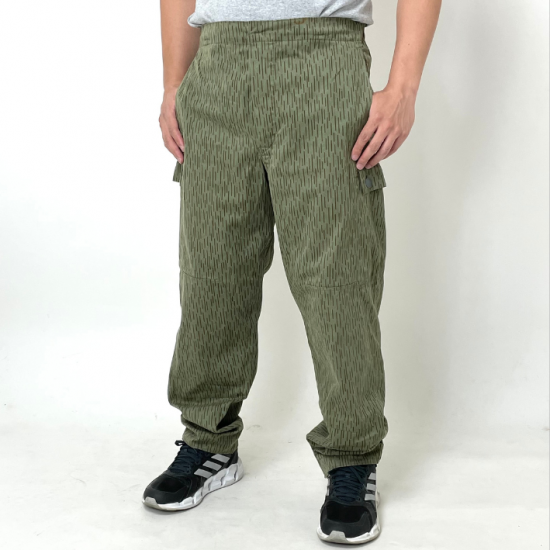 旧東ドイツ軍 NVA レインドロップカモ ダブルニー カーゴパンツ 新品 =
