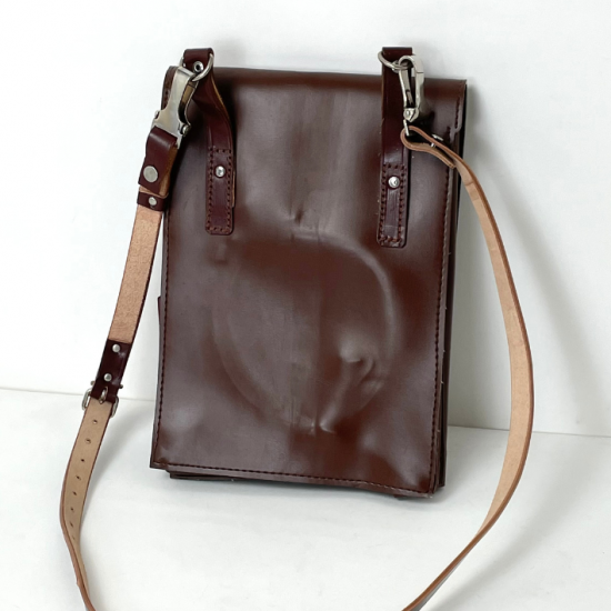 旧東ドイツ軍 NVA ブラウン PVC マップケース ショルダーバッグ 新品 102N