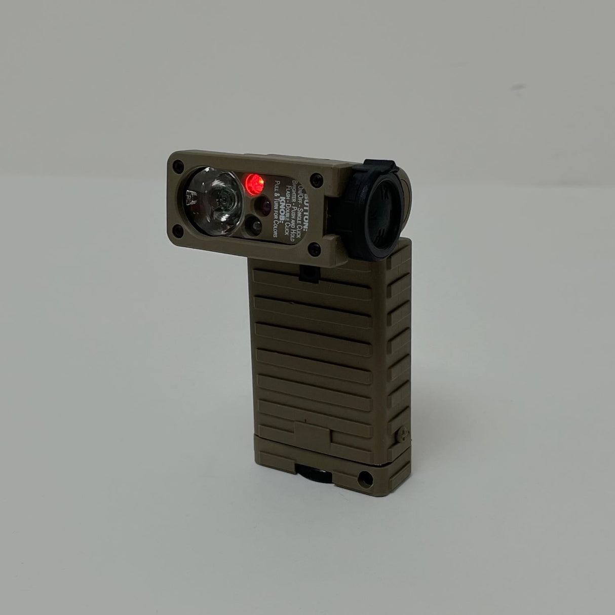 (9/2まで特価)アメリカ軍用、タクティカル多機能ライト 新品 196N=
