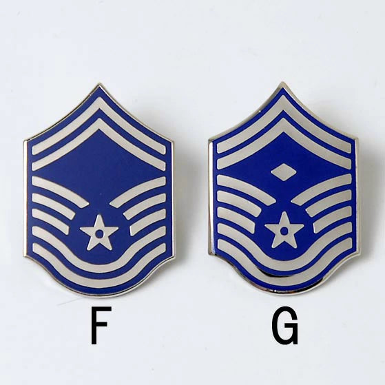 アメリカ空軍 USAF 階級ピンバッジ 新品 26N-