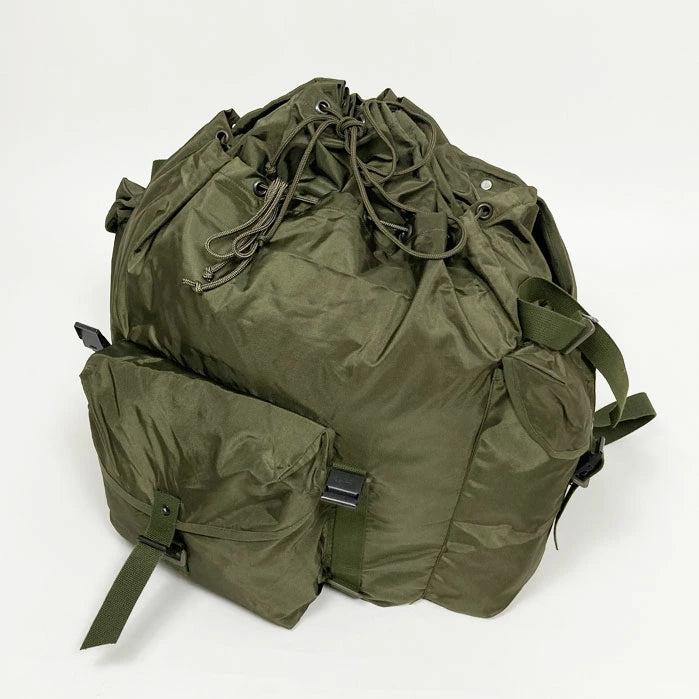 オーストリア軍 OD ナイロン ビッグ ラックサック 新品 274N