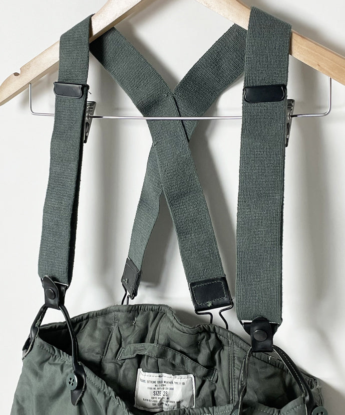 アメリカ空軍 USAF ECW F-1B フライトパンツ サスペンダー付 新品 510N