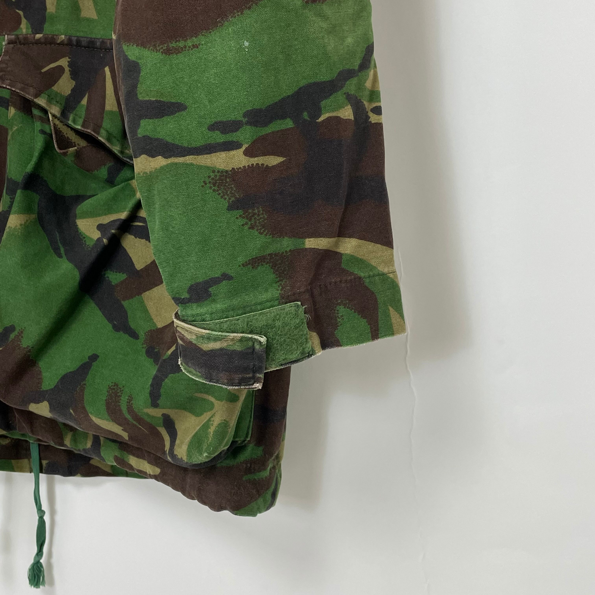 イギリス軍 DPM カモフラージュ M-85 コンバット スモックパーカー サイズ表記180/96【FB-PK-ML0028B】