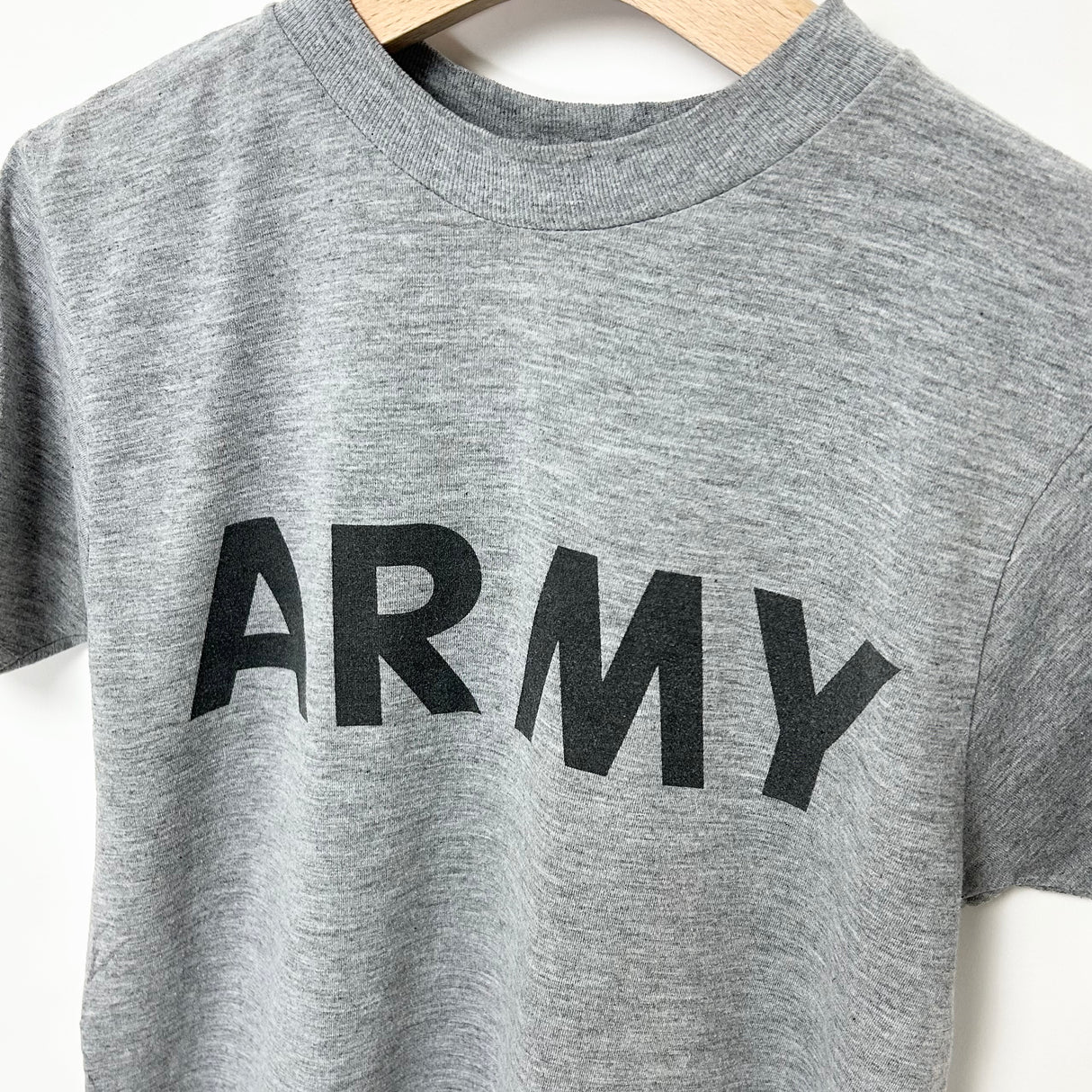 アメリカ陸軍 U.S.ARMY グレー 前期型 IPFU フィジカルトレーニング 半袖Tシャツ【FB-TS-ML0001B-】