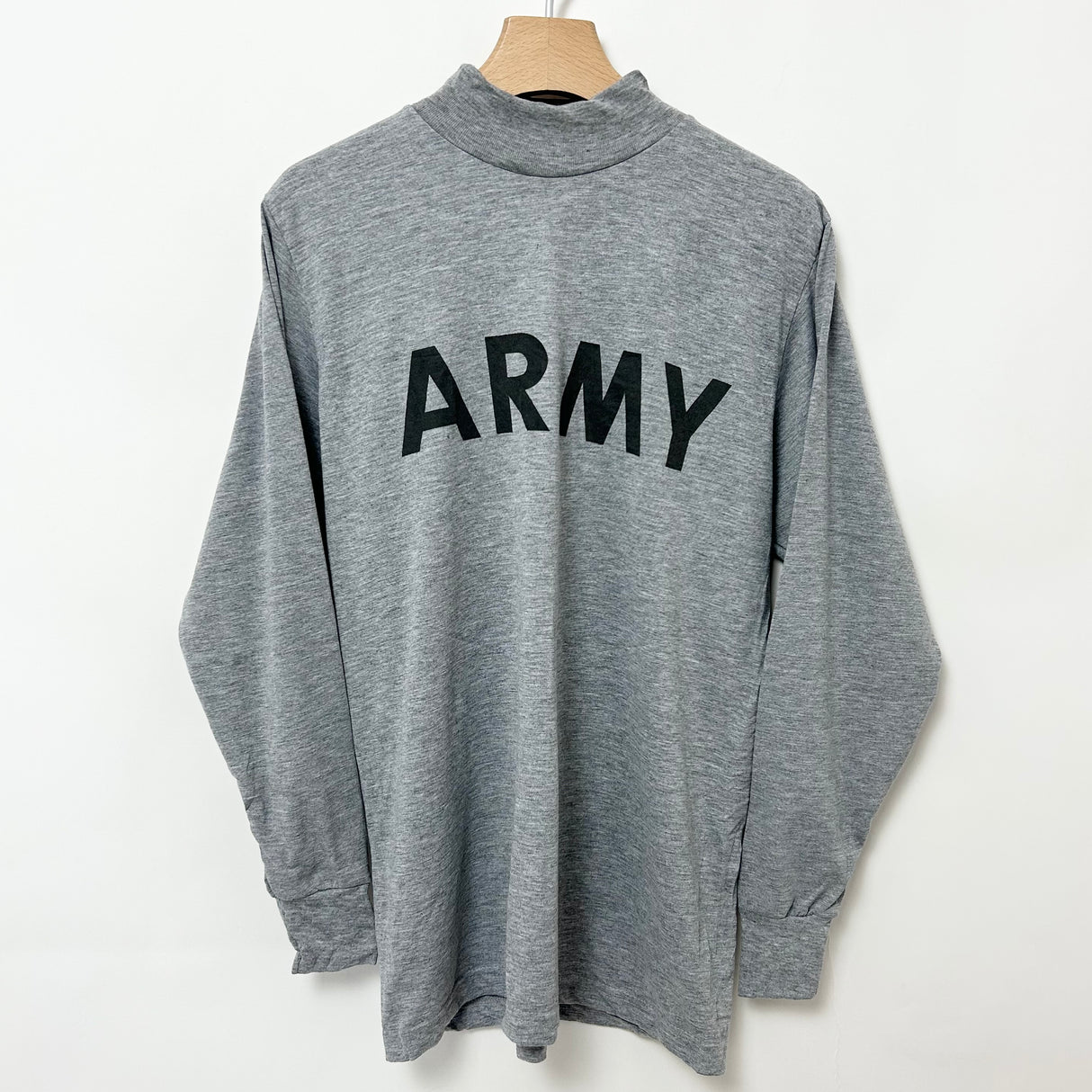 アメリカ陸軍 U.S.ARMY グレー 前期型 IPFU フィジカルトレーニング ロングTシャツ【FB-TS-ML0003C-】