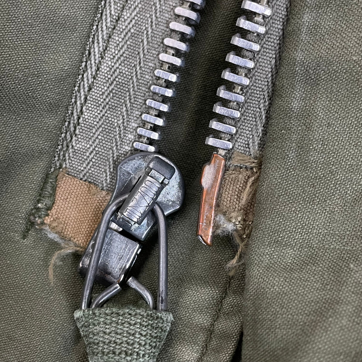 【2nd モデル】アメリカ軍 OD M-65 フィールドジャケット USED A5UVB