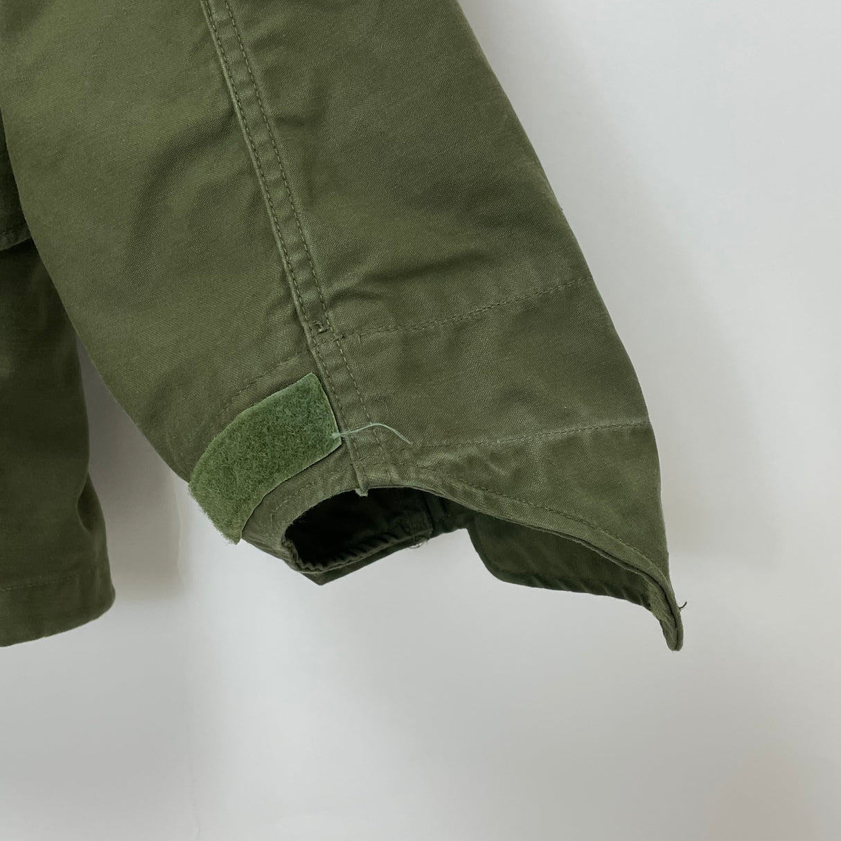 【3rd&4th モデル】アメリカ軍 OD M-65 フィールドジャケット ワッペン付 USED A5UW