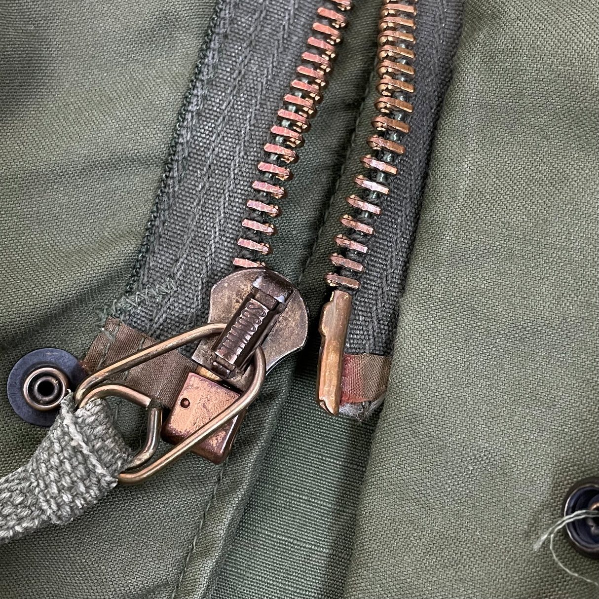【3rd&4th モデル】アメリカ軍 OD M-65 フィールドジャケット ワッペン付 USED A5UW