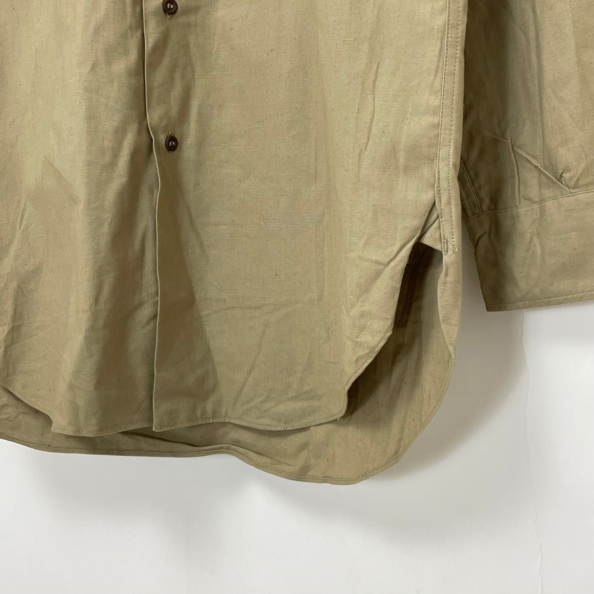 【美品】フランス軍 カーキ ヴィンテージ M-47 チノシャツ【FB-SH-ML0003A-】